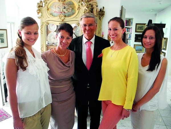 Sabine und Wolfgang Bosbach mit den Töchtern Caroline, Natalie und Viktoria