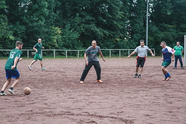Ein letztes Match auf dem Ascheplatz. Foto: Projekt Hartmut Schneider