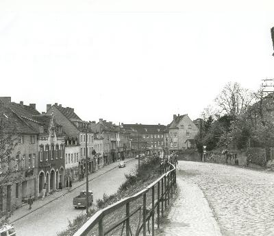 Hauptstraße und Wipperfürther Straße, die in den 70er Jahren verschwand. Foto: Willi Fritzen