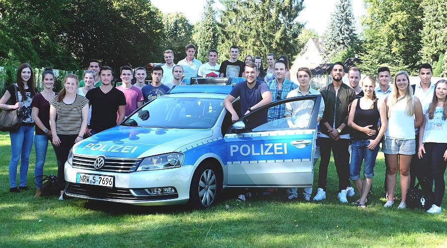 Die neuen Anwärter für die Polizeiausbildung aus dem Rheinisch-Bergischen Kreis