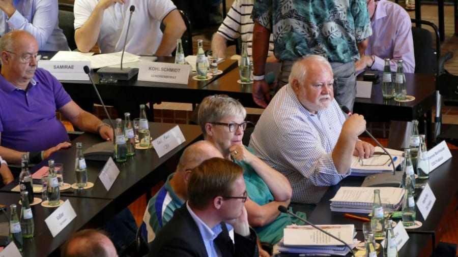 Blick in die CDU-Fraktion. Foto: Helga Niekammer