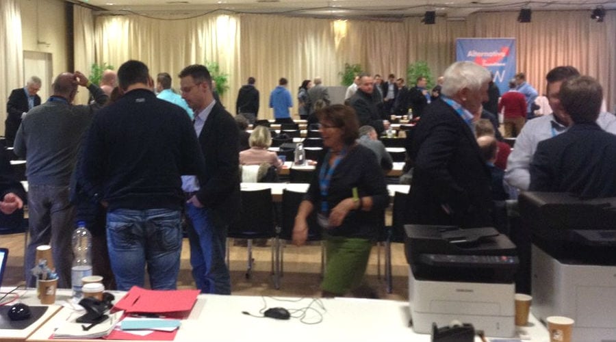 Die AfD tagte in Rheda-Wiedenbrück. Foto: M. Bensmann, Correctiv