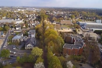 Der stillgelegte Bahndamm in Bergisch Gladbach. Foto: Bergisch Schön