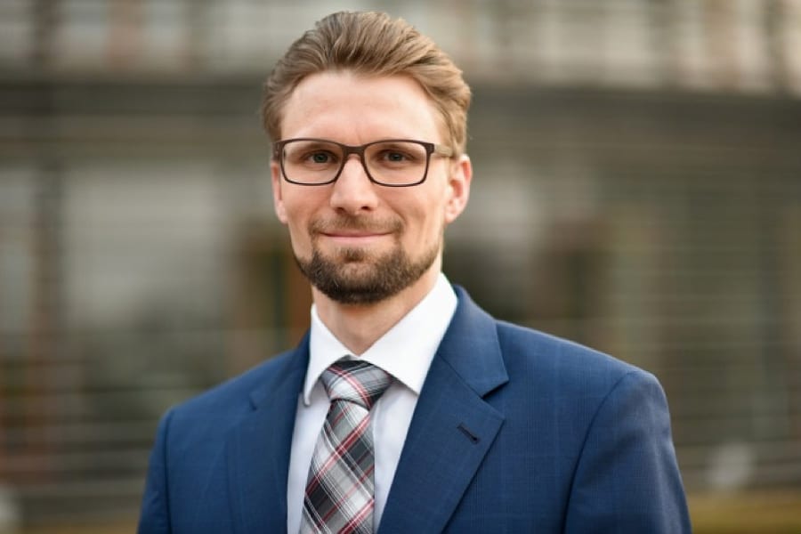 Philipp Wehrend tritt für die FDP bei der Landratswahl im Rheinisch-Bergischen Kreis an