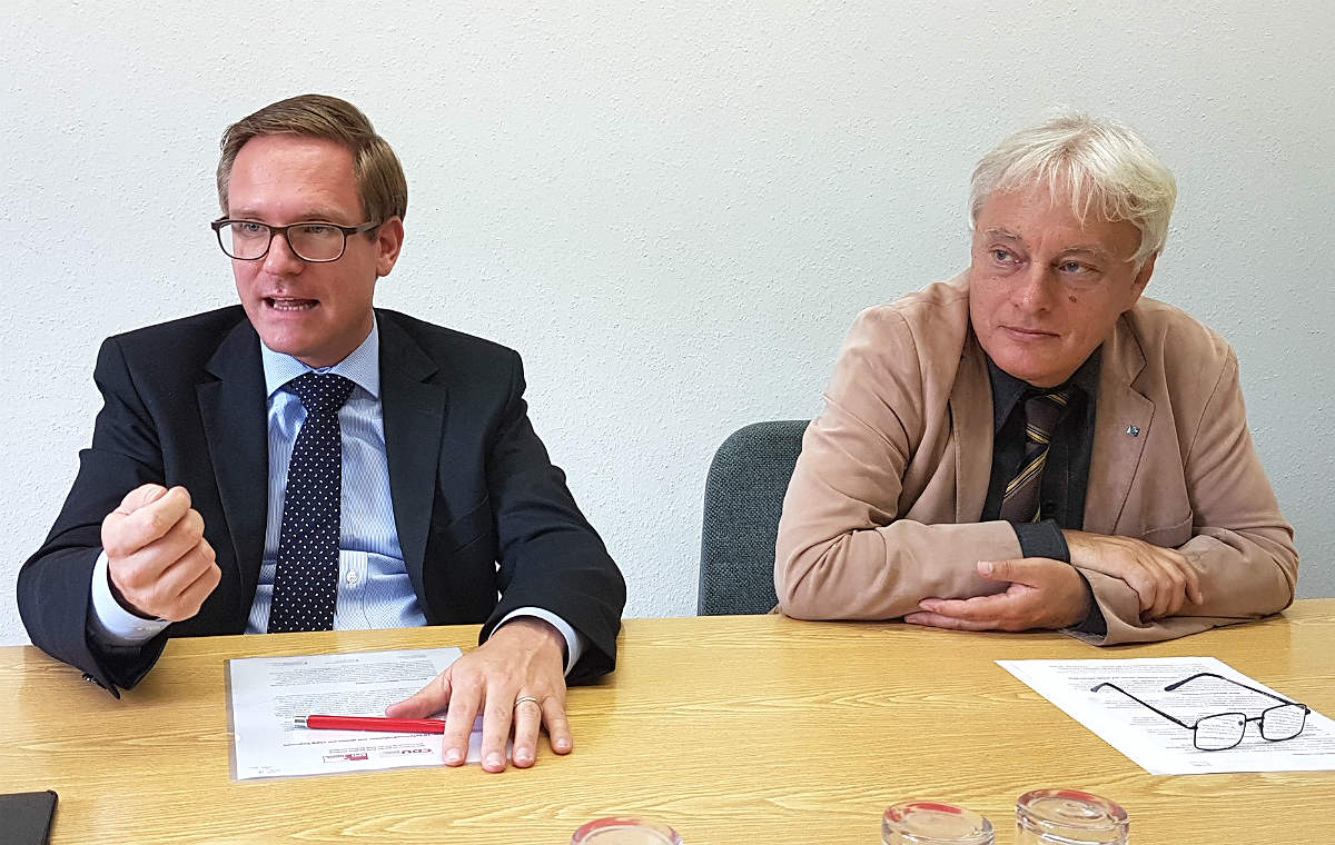 Michael Metten und Klaus Waldschmidt, Fraktionschefs von CDU und SPD im Rat der Stadt Bergisch Gladbach