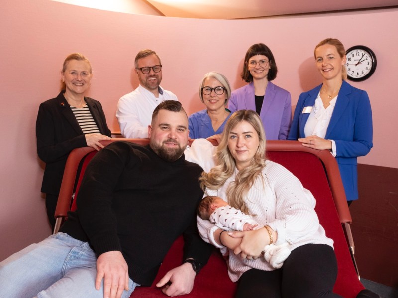 Hebammen übernehmen Kreißsaal im Vinzenz Pallotti Hospital