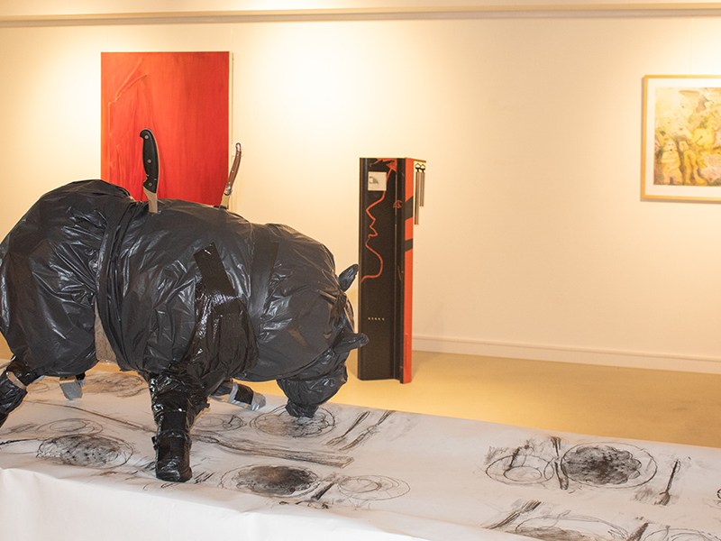 Die zentrale Frage und ihre Ambivalenz: „Denn wovon lebt der Mensch!“