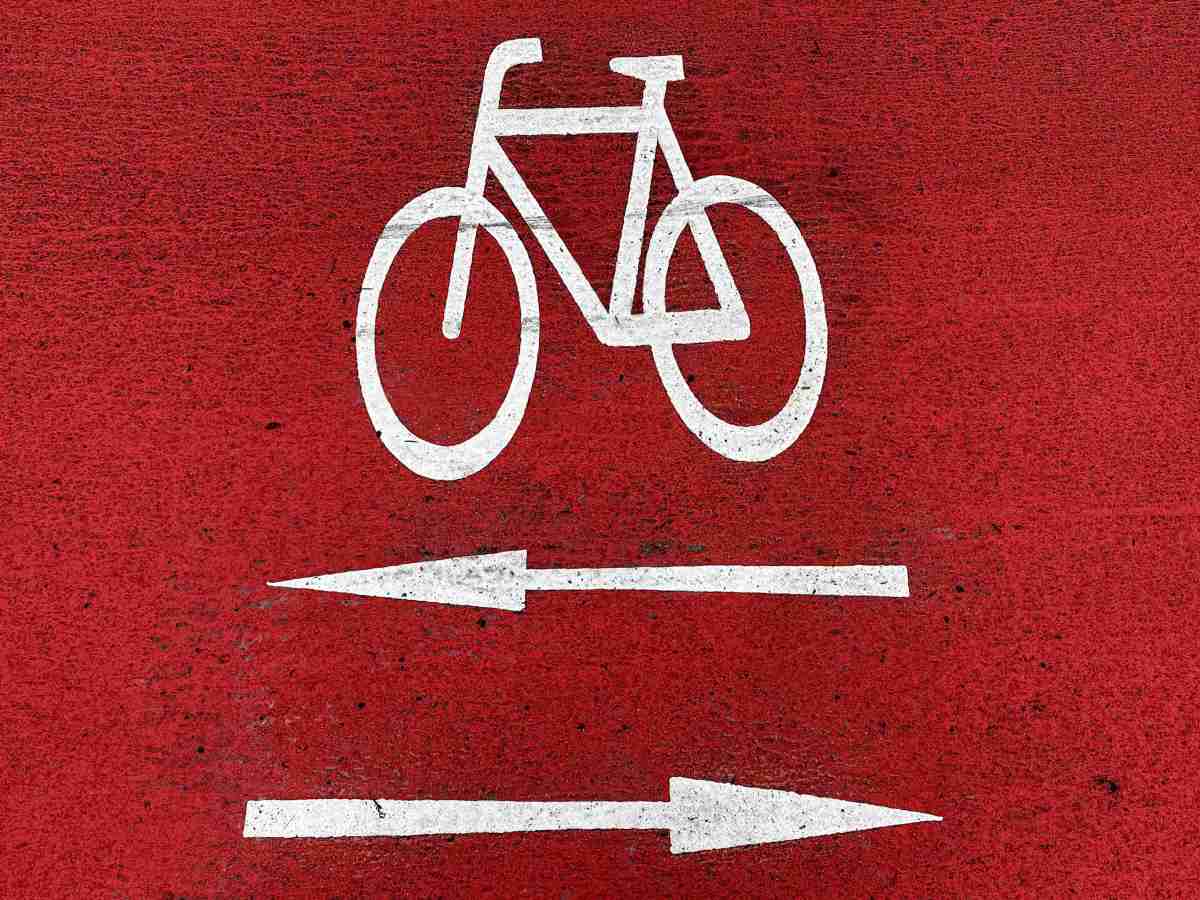 Am Stau und Ersatzverkehr vorbei: Mit dem eigenen Rad nach Köln