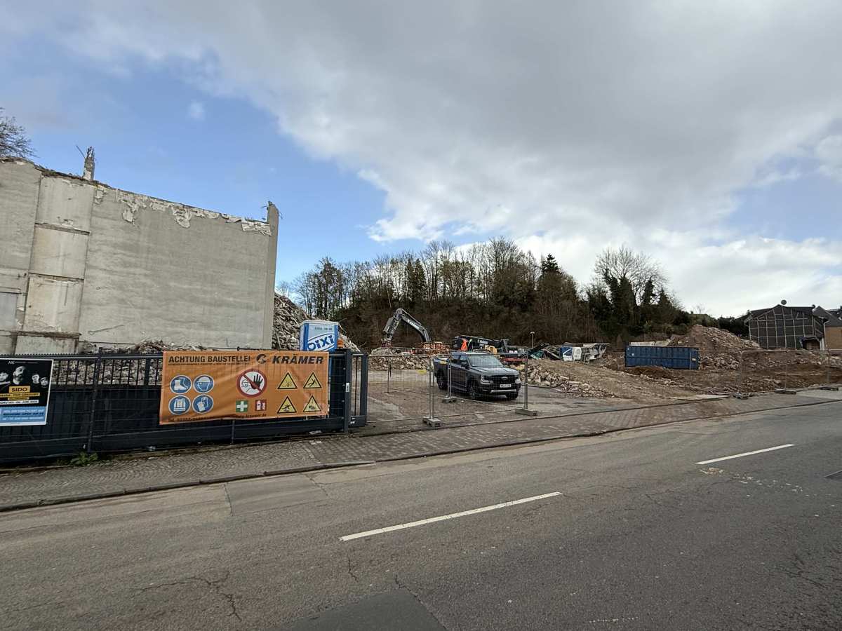 Steinhaus-Abriss wird eng kontrolliert