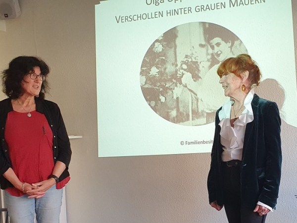„Verschollen hinter grauen Mauern“