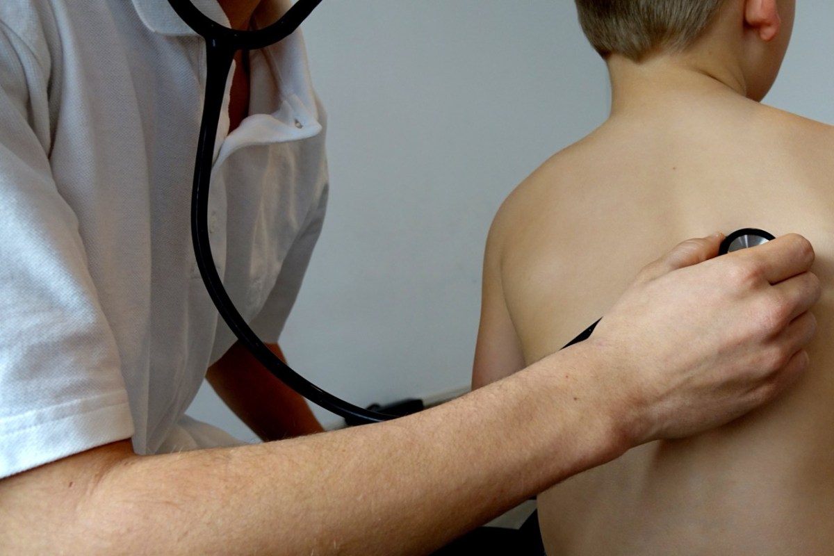 Wo Eltern mit kranken Kindern im Notfall Hilfe bekommen