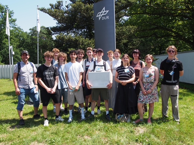 Rocket-Science-AG-des-Otto-Hahn-Gymnasiums-hebt-ab