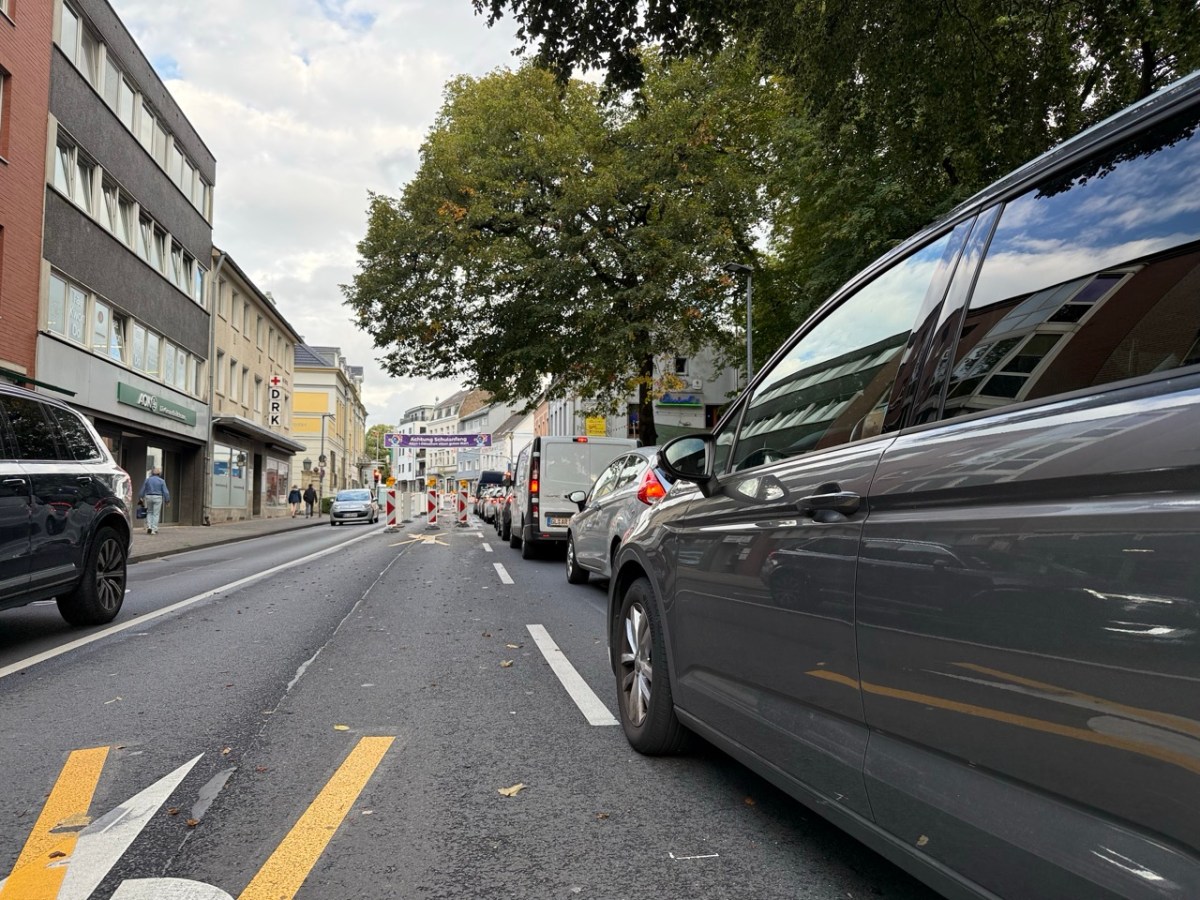 Kreuzung an der Odenthaler Straße bleibt ein Nadelöhr